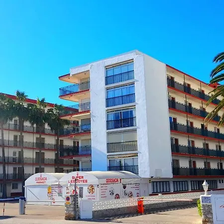 Apartamento Primera Linea, Vistas Al Castillo, Avda Papa Luna 10 *